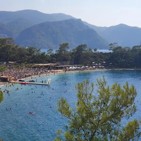 Stunning In With Seaview And Pool Апартаменты