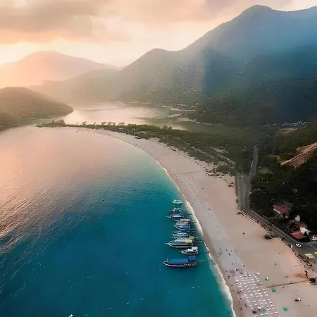 Stunning In With Seaview And Pool Апартаменты *