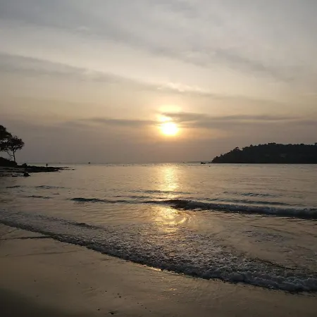 Stunning In With Seaview And Pool Апартаменты Олудениз