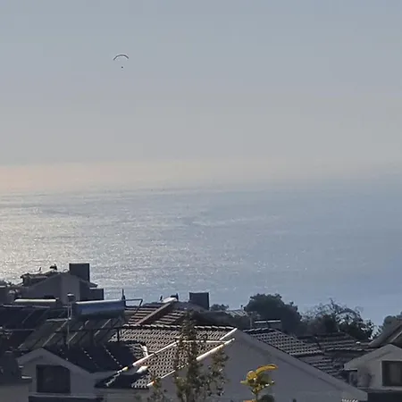 Апартаменты Stunning In With Seaview And Pool Олудениз