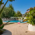 Stunning In With Seaview And Pool * אולודניץ