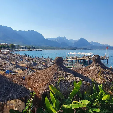 Apartman Stunning In With Seaview And Pool *